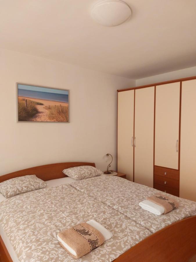 Apartman Sous Les Rochers Grižane Екстериор снимка